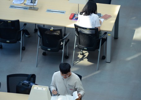 부산외국어대학교 홍보용 이미지